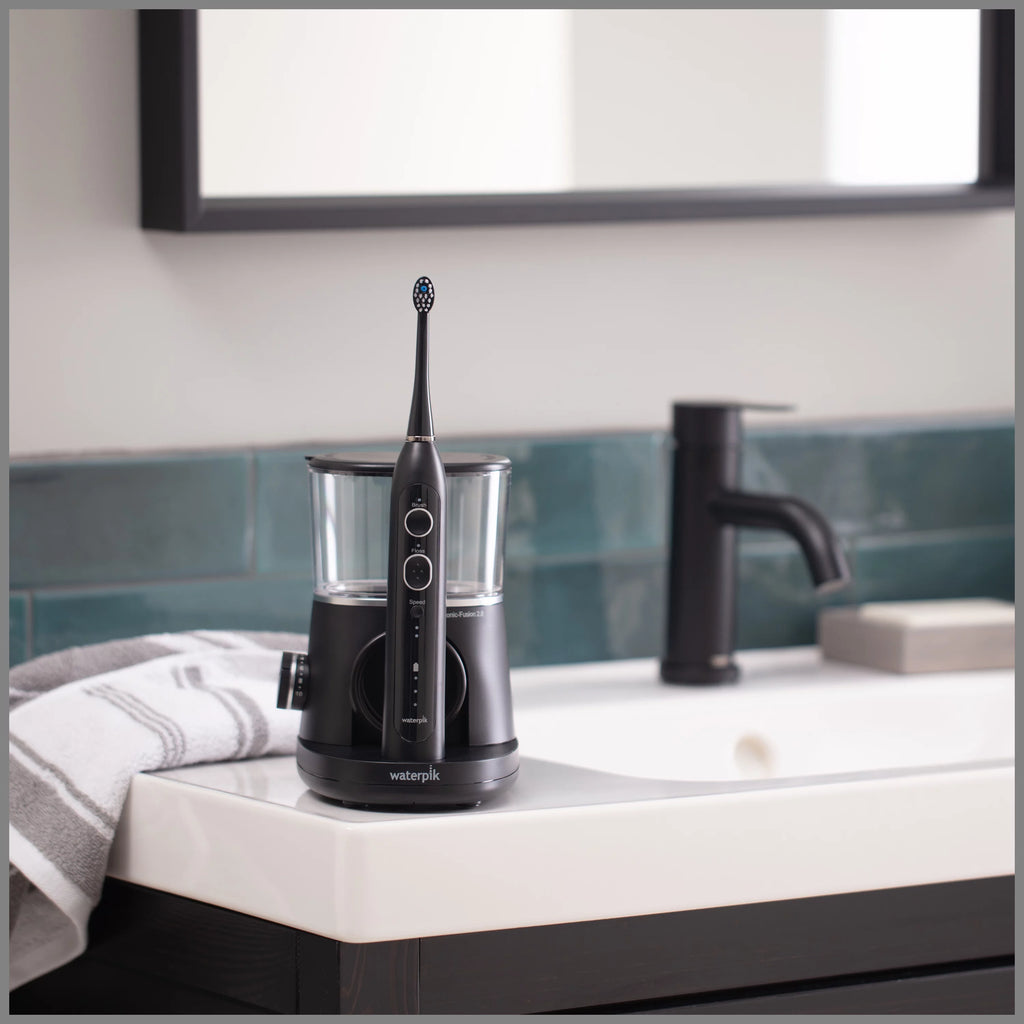 Black Electric Toothbrush and Water Flosser Combo M384