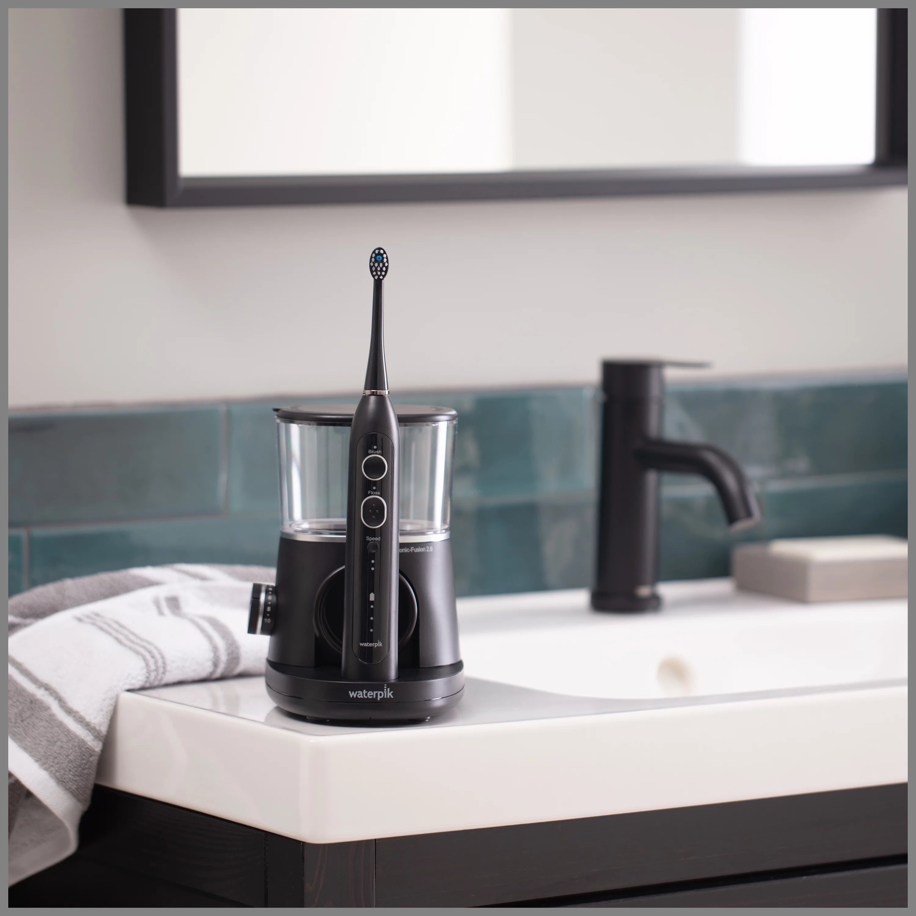 Black Electric Toothbrush and Water Flosser Combo M384