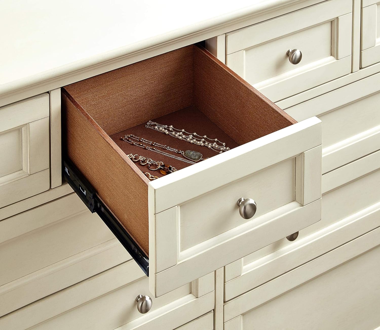 8 Drawer White Linen Solid Wood Dresser D75923