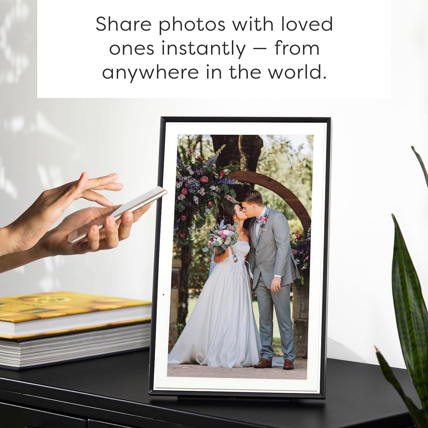 15 Inch Black Digital Picture Frame K574