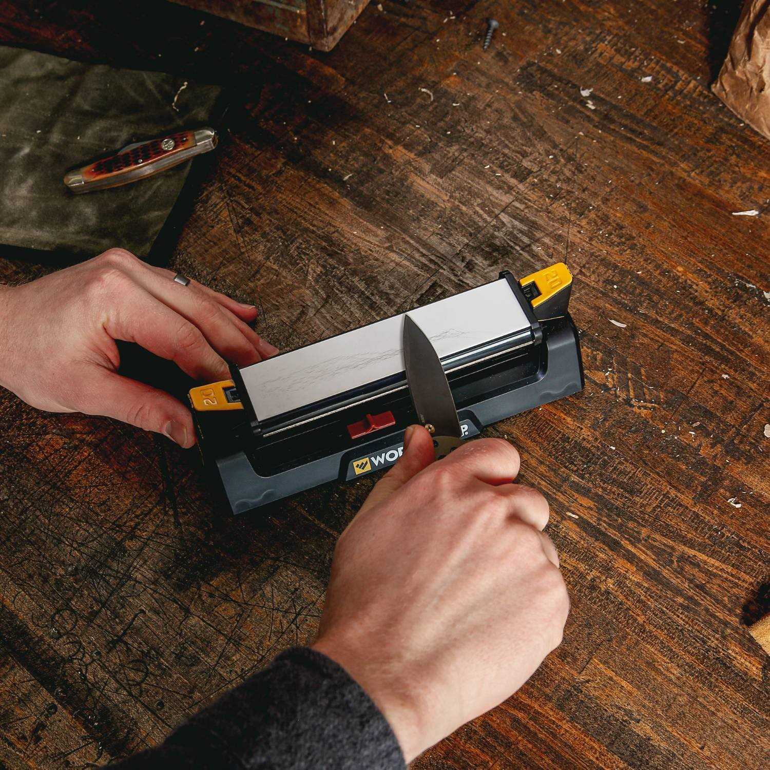 Benchstone Knife Sharpener G708