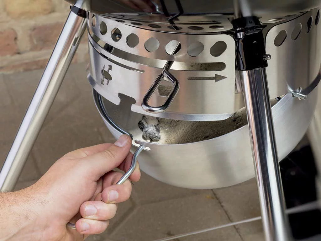 22-Inch Charcoal Grill O7832