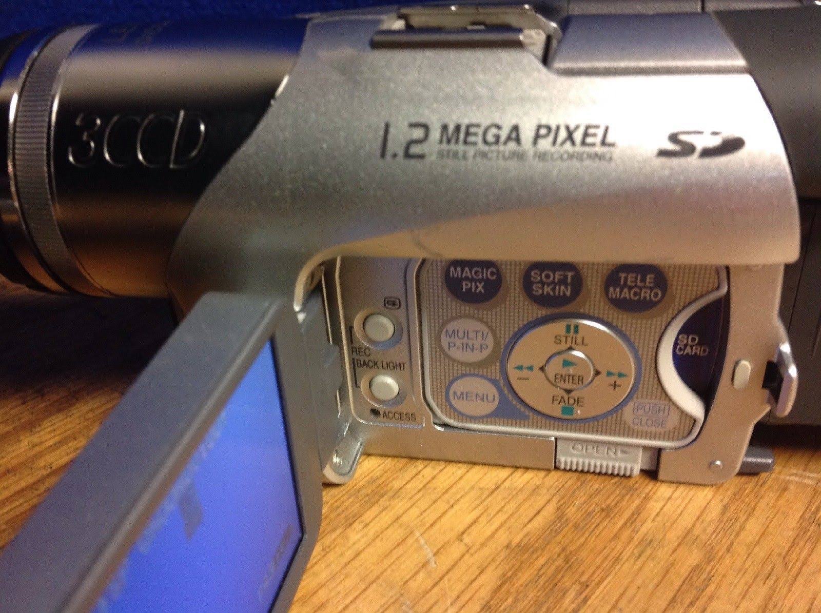 Mini DV Camcorder V165742