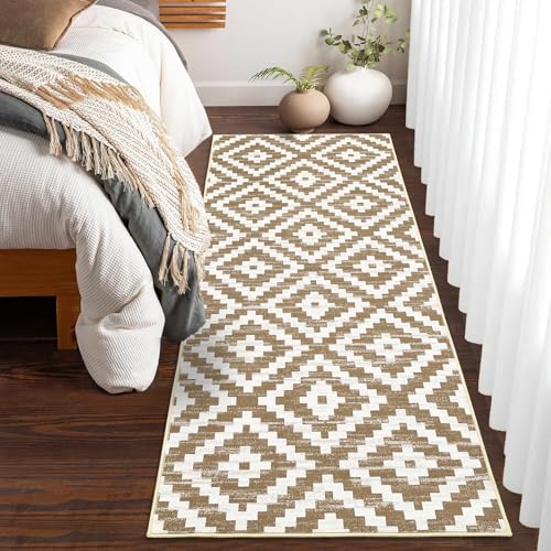 Grey and White 5x7 Washable Low Pile Area Rug N985944