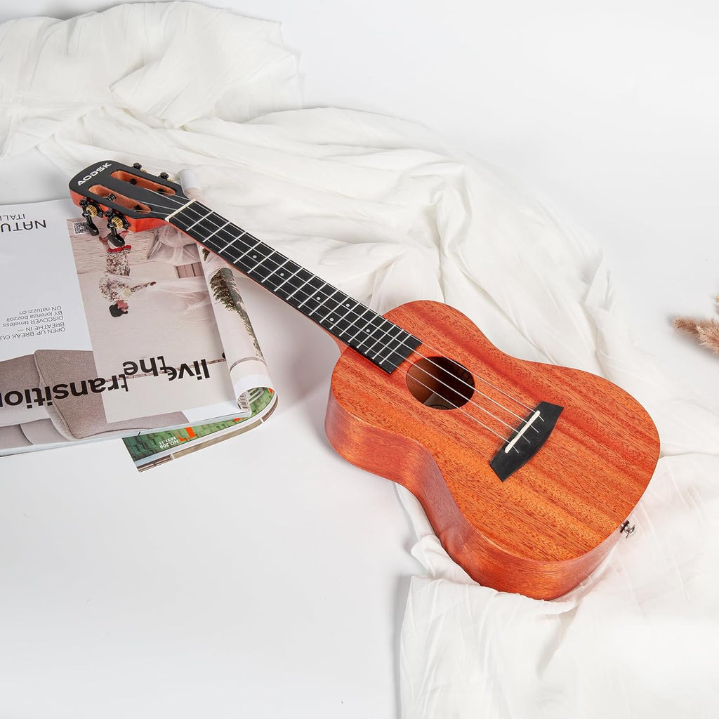 Solid Mahogany 23 Inch Concert Ukulele Starter Bundle Kit with Gig Bag Strap L536044