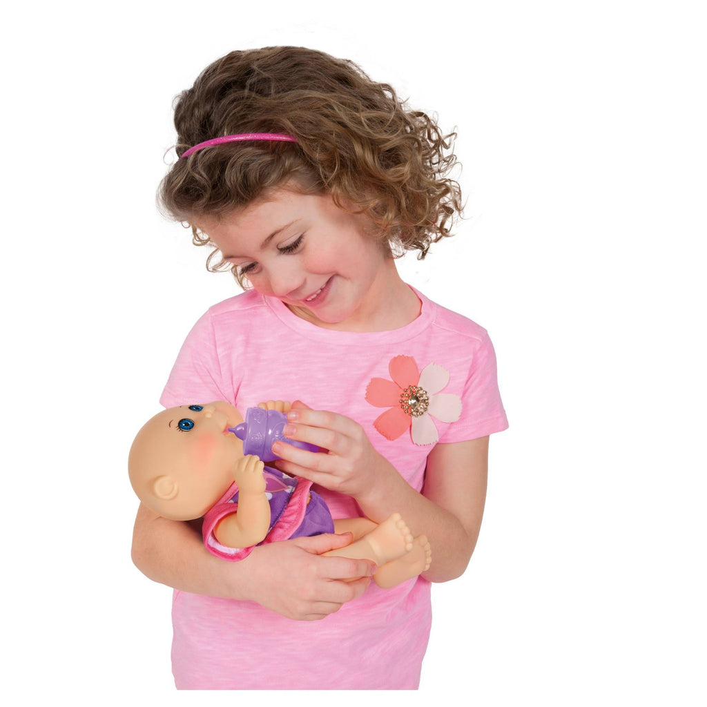 Drink N Wet Travel Set Doll D549557
