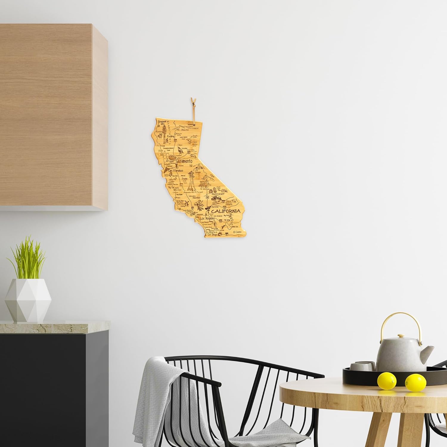 California State Shaped Serving and Cutting Board Y7380