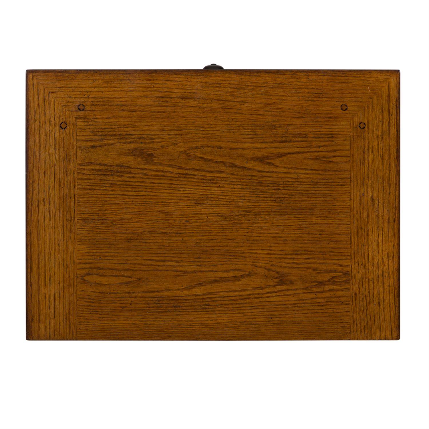 Twin Panel Bed in Aged Oak L5074