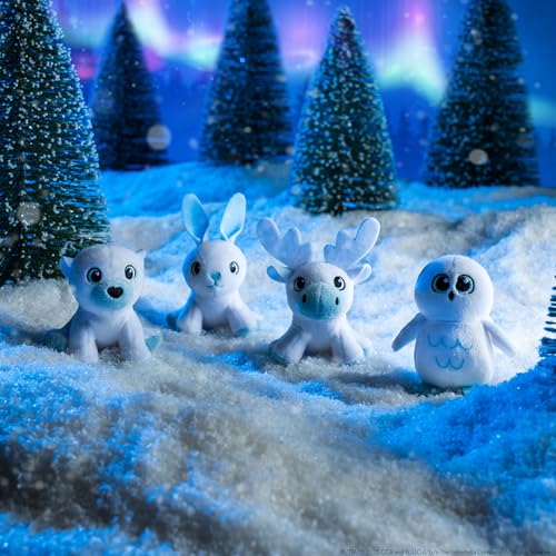 Arctic Fox Storage Toy with 1 Mystery Plush Animal Inside M563227