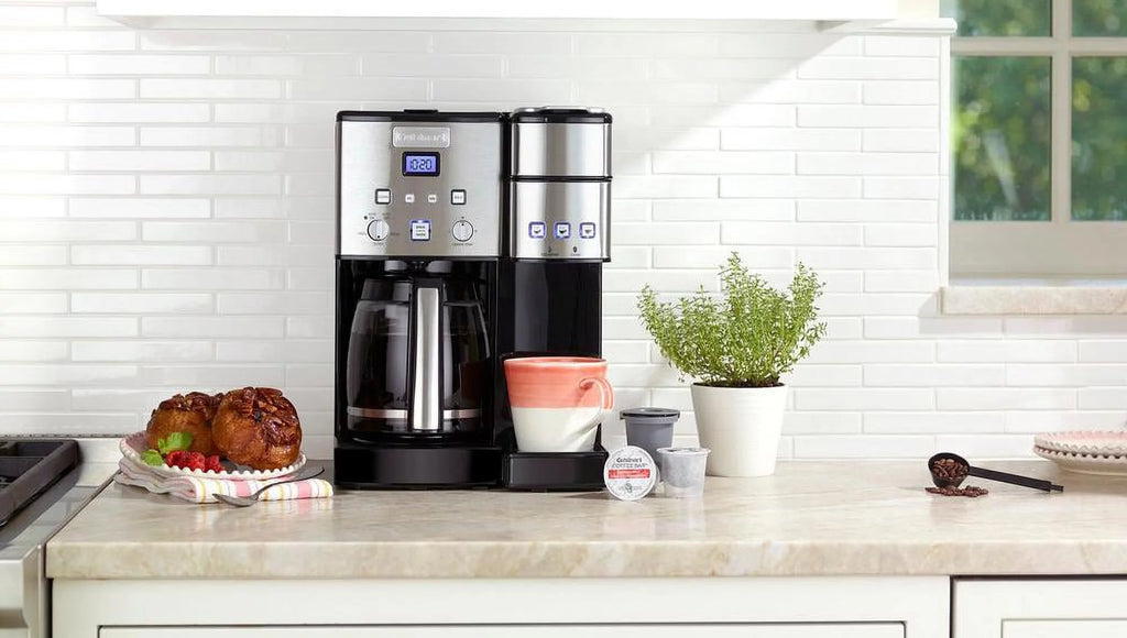 12 Cup Coffeemaker and Single-Serve Brewer Q962862