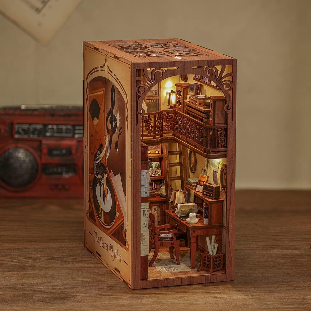 Book Nook Kit A44511