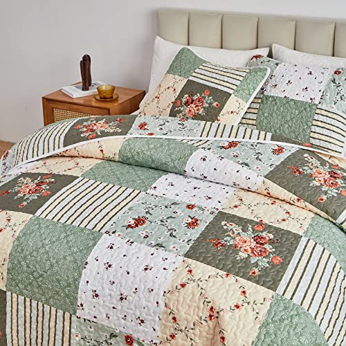 Full/Queen Size 3 Pieces Green Floral Plaid Microfiber Reversible Quilt Set A114