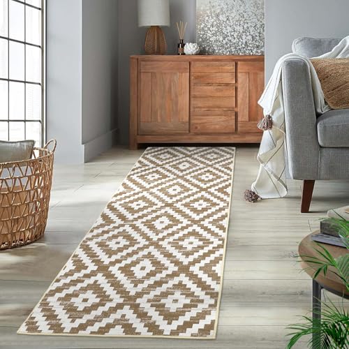 Grey and White 5x7 Washable Low Pile Area Rug N985944